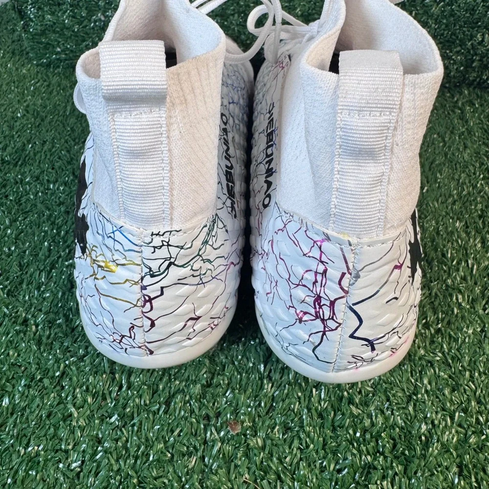 Jiebuniao Kids Soccer Cleats‎ White Rainbow Lightning High Top Athletic Shoes